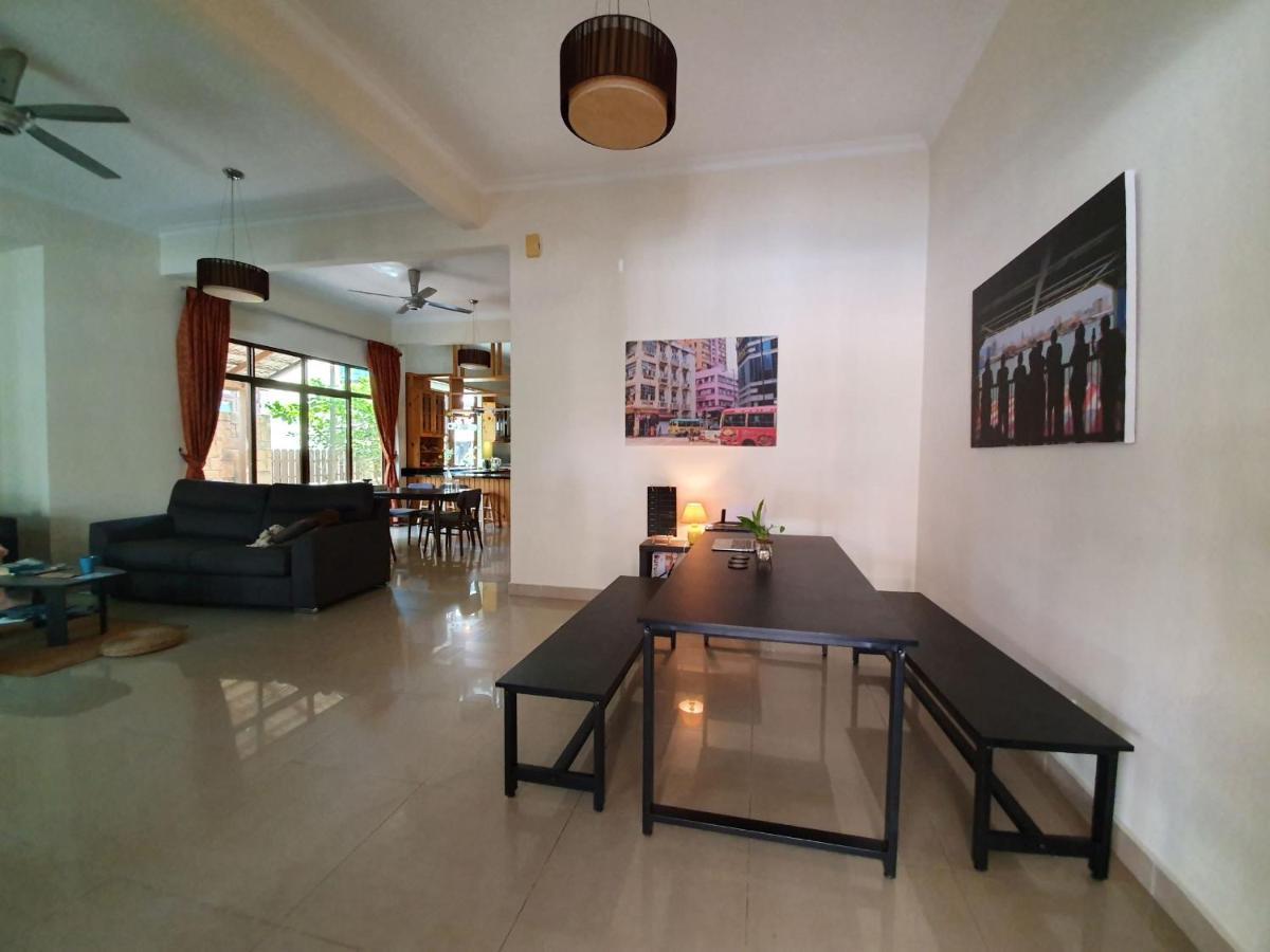 Eden Cosy Living Apartment Batu Feringgi Exterior foto