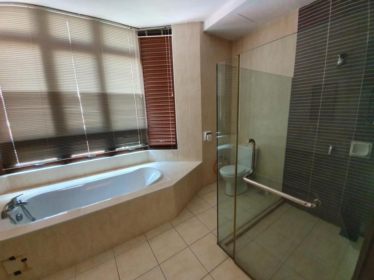 Eden Cosy Living Apartment Batu Feringgi Exterior foto